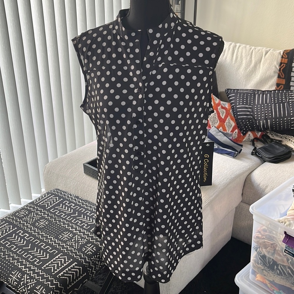 G Collection | Polka Dot Sleeveless Blouse